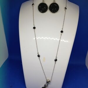 Elegant Hand Made Black and Silver Necklace Set, with a Matching Ring.